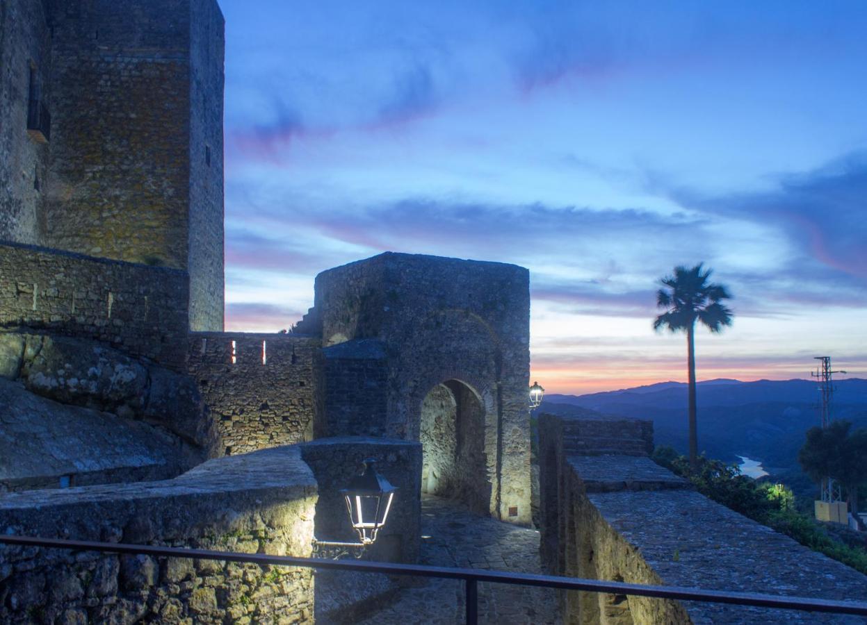 Casa En Fortaleza Medieval 카스테야르데라폰테라 외부 사진